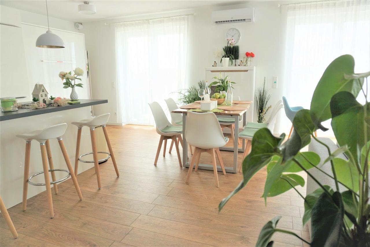 Panorama Penthouse Apartment Mit Klima Und Whirlpool Fuer Bis Zu 6 Personen フランケンタール エクステリア 写真