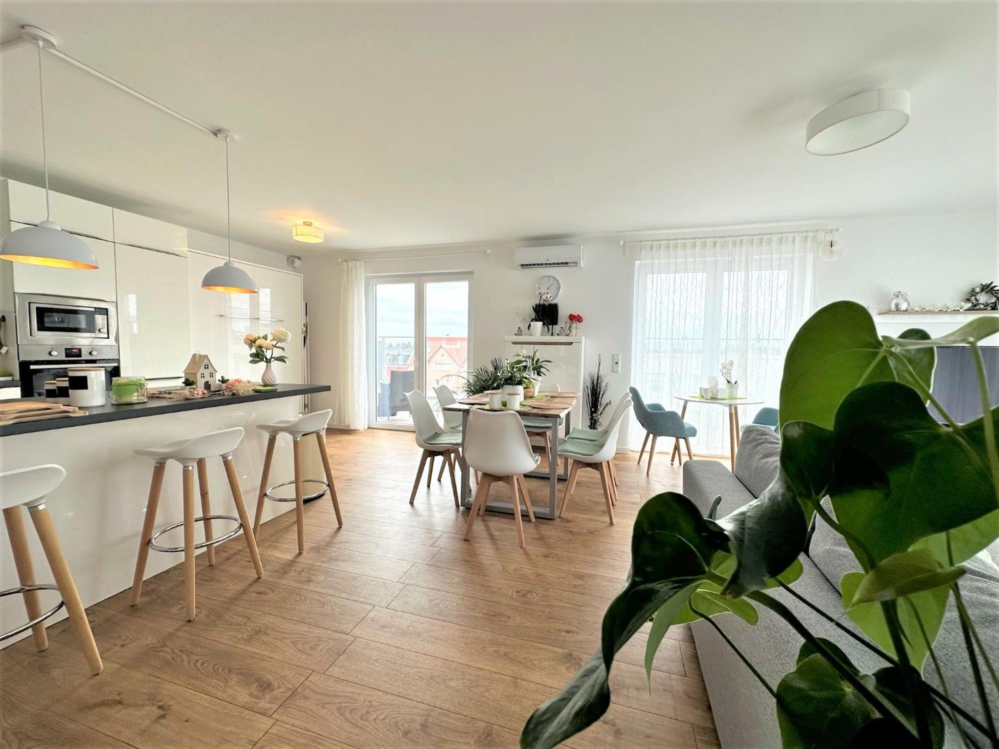 Panorama Penthouse Apartment Mit Klima Und Whirlpool Fuer Bis Zu 6 Personen フランケンタール エクステリア 写真