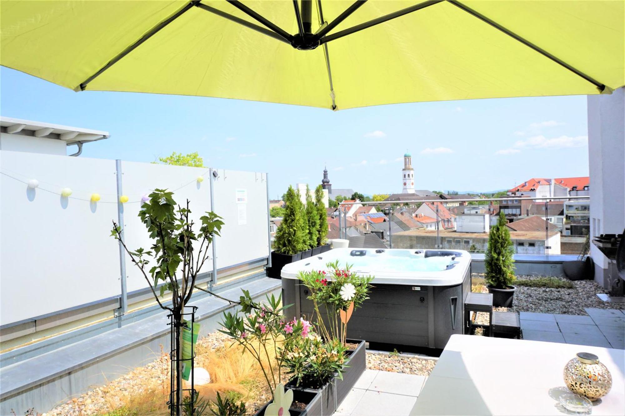 Panorama Penthouse Apartment Mit Klima Und Whirlpool Fuer Bis Zu 6 Personen フランケンタール エクステリア 写真